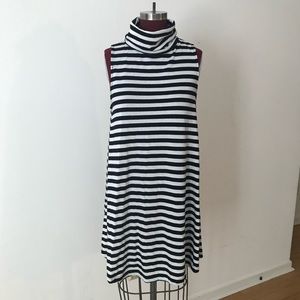 Sleeveless striped dress